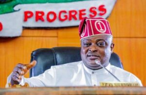 Read more about the article NEWS  Chaos As Obasa Breaks Into Speaker’s Office-Lagos State House Of Assembly